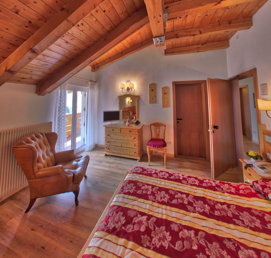 Hotel Garni Villanova Molveno Exteriér fotografie